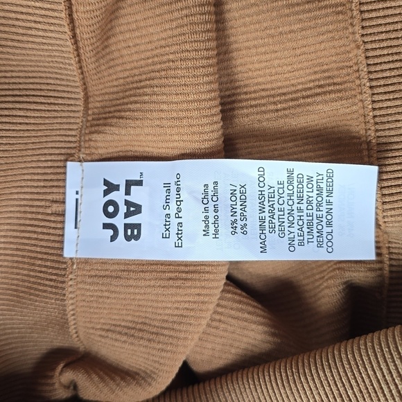 Women's High-Rise Ribbed Seamless 7/8 Leggings | Joylab | X Small - Picture 7 of 8